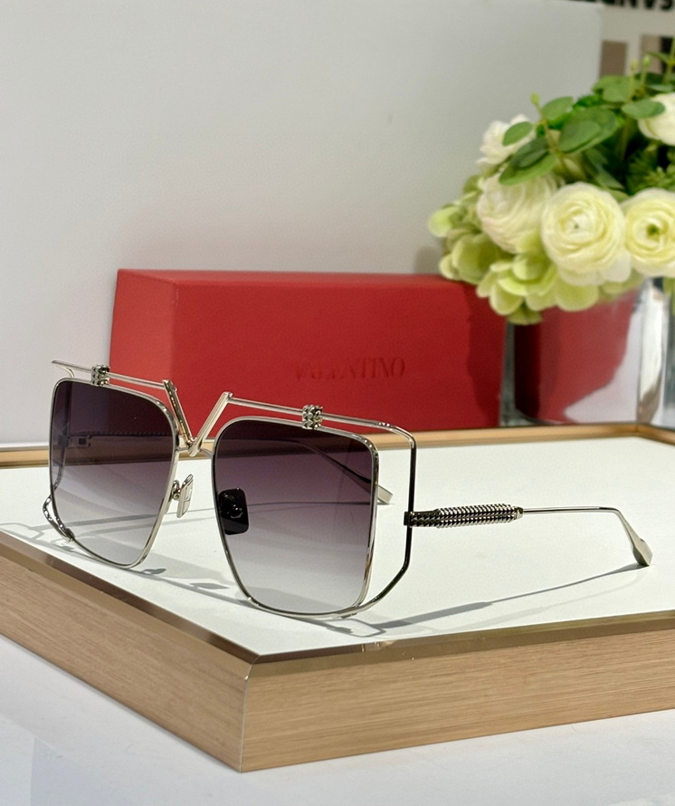 Valentino Sunglasses(AAAA)-460