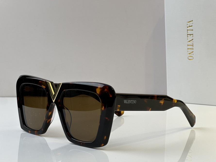 Valentino Sunglasses(AAAA)-402