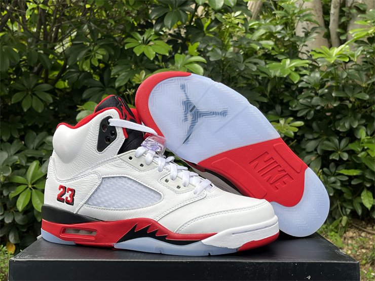 Air Jordan 5 Fire Red Black Tongue