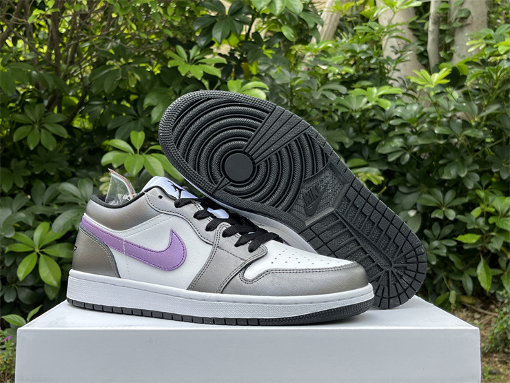 Air Jordan 1 Low-324