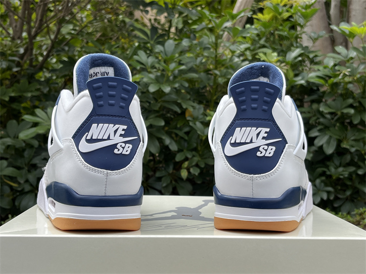 Air Jordan 4 Navy Blue Nike SB x Jordan