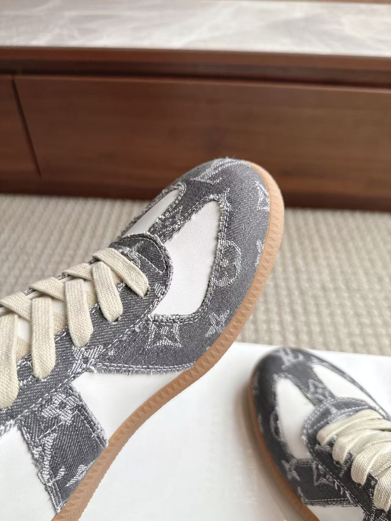 ma*s*n Ma*i*la shoes-010