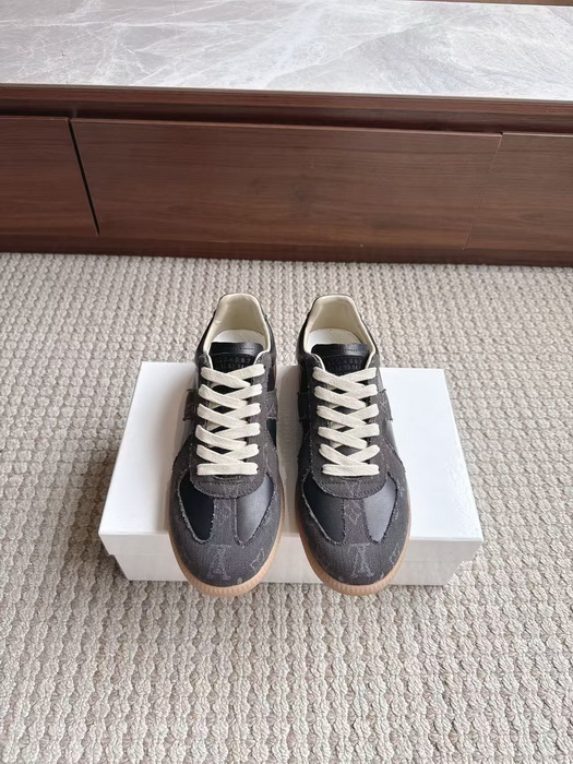 ma*s*n Ma*i*la shoes-009
