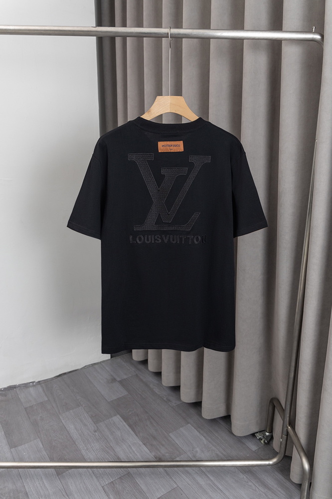 LV T-shirts-2031