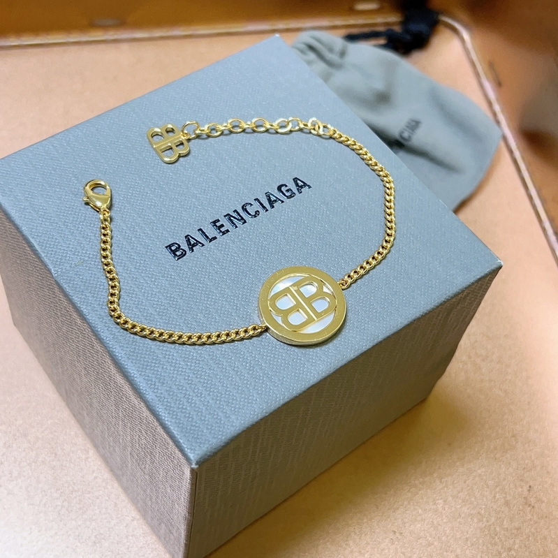 Ba*len*cia*ga bracelet-007