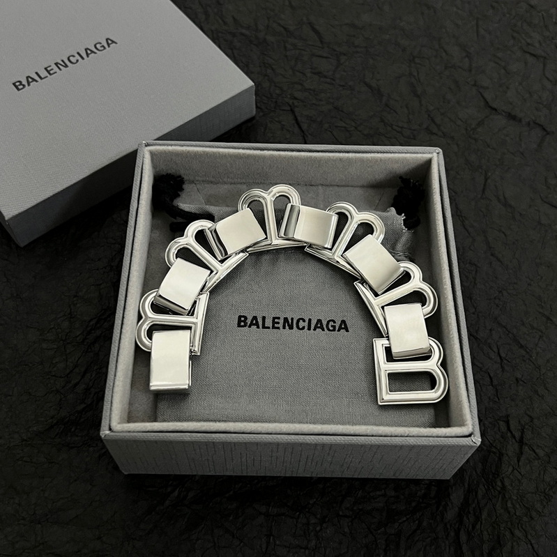Ba*len*cia*ga bracelet-017