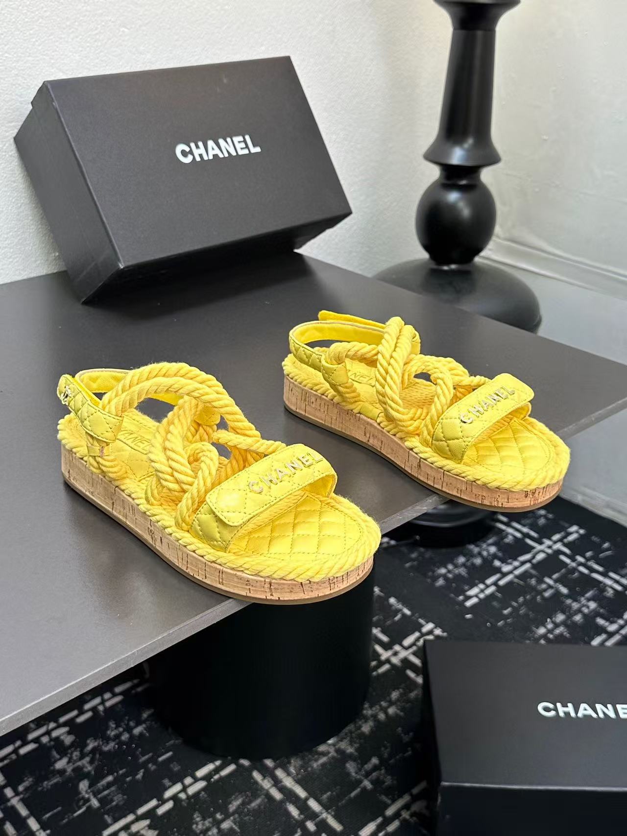 Ch*el slippers women(aaa)-025