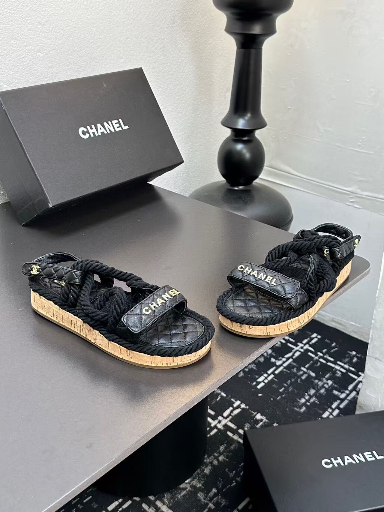 Ch*el slippers women(aaa)-023