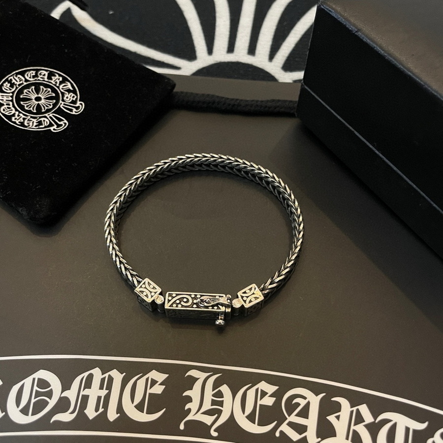 Ch**me He**ts bracelet-009