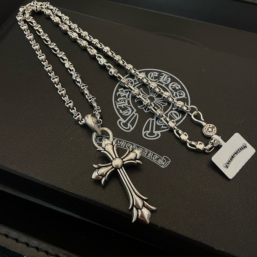 Ch**me He**ts necklace-105