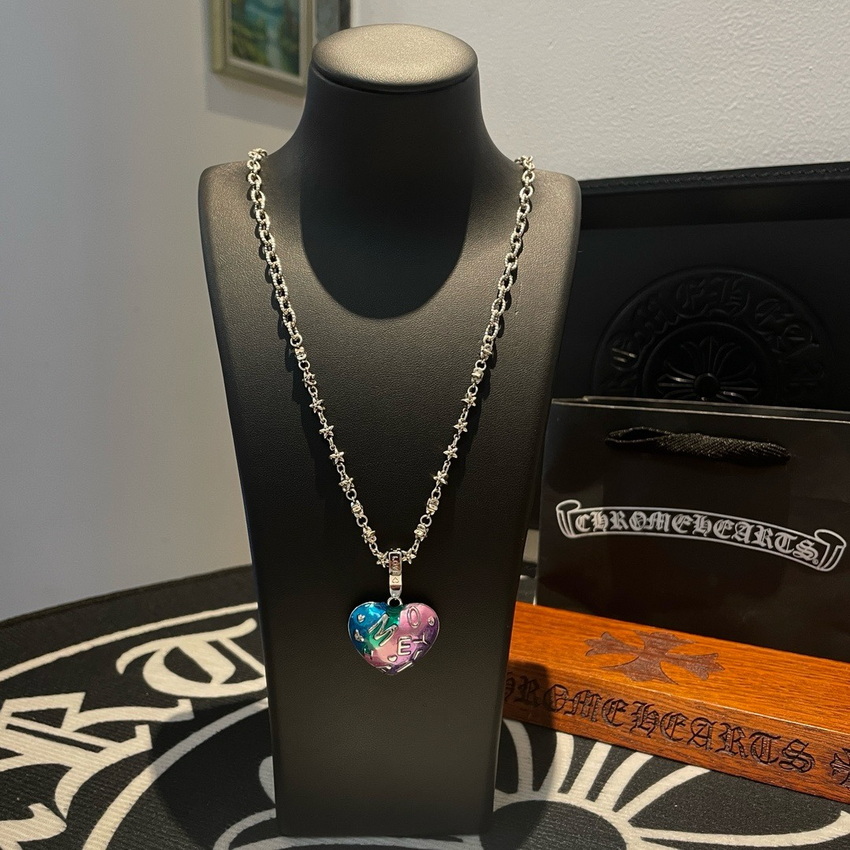 Ch**me He**ts necklace-032