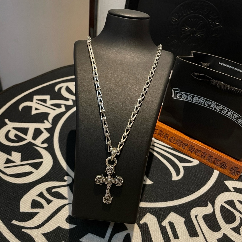 Ch*0me heart necklace-041
