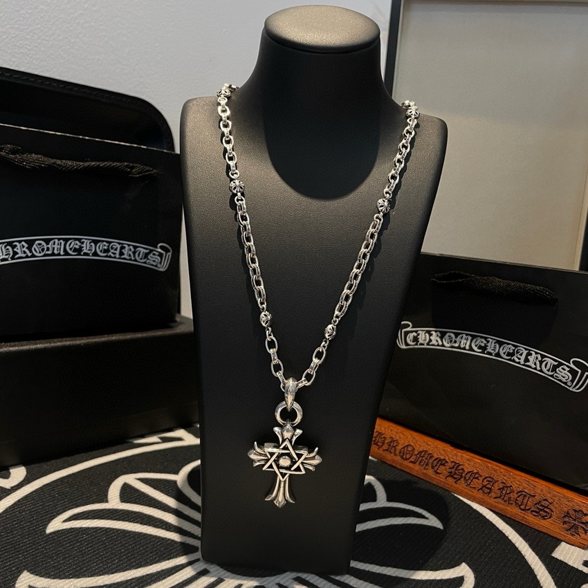 Ch**me He**ts necklace-042