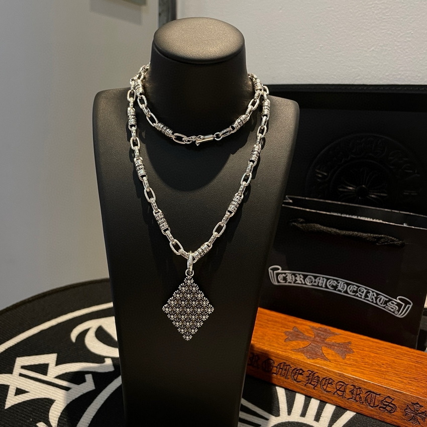 Ch**me He**ts necklace-045