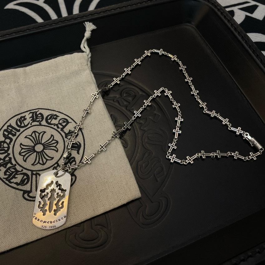 Ch**me He**ts necklace-053