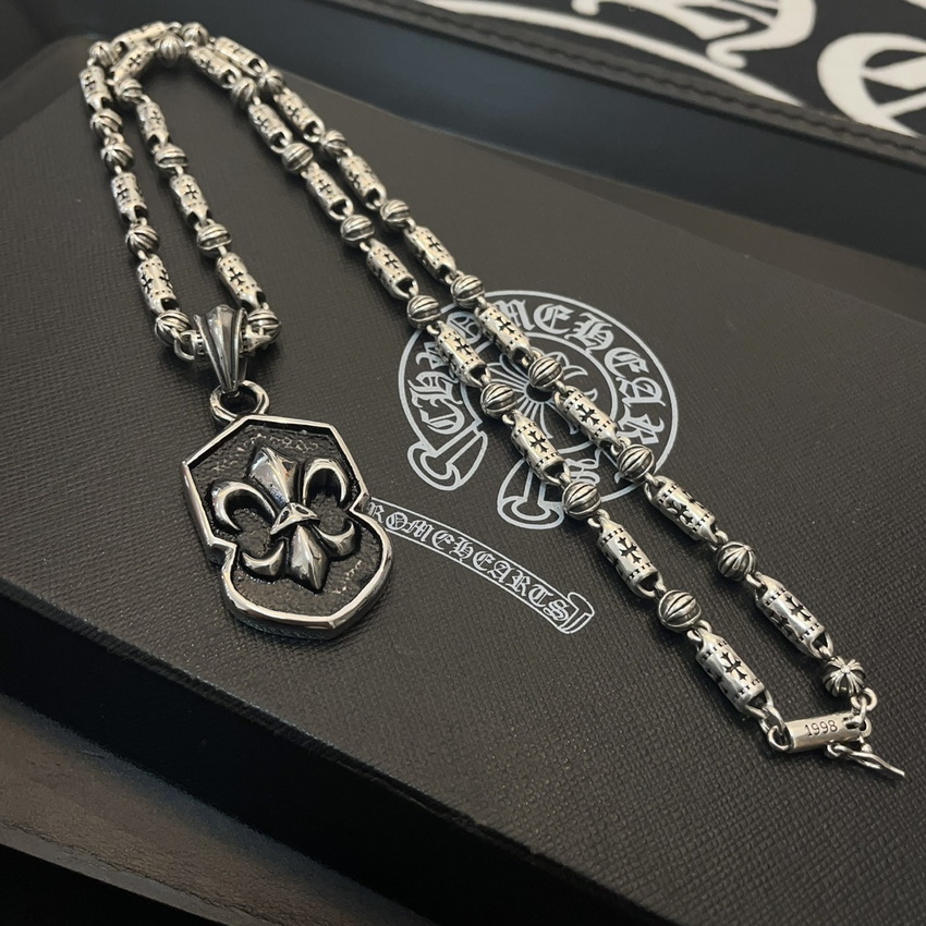 Ch*0me heart necklace-061
