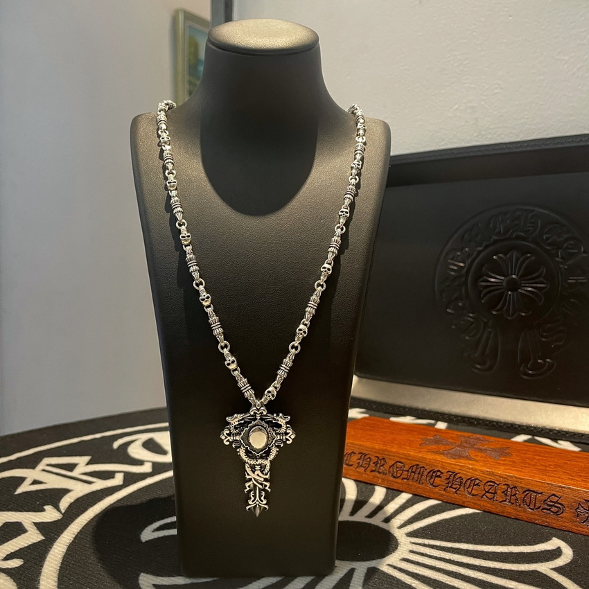 Ch**me He**ts necklace-062
