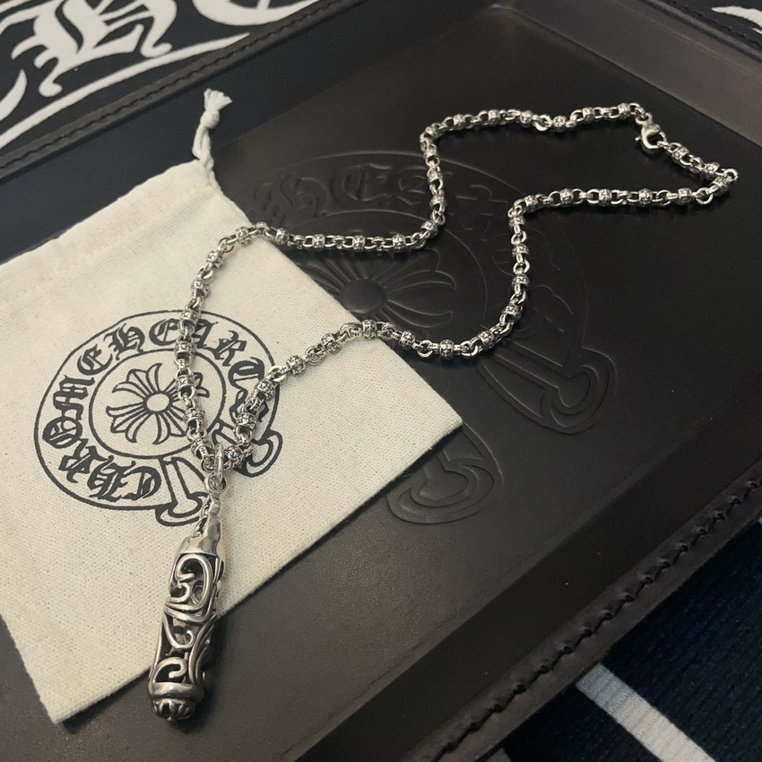 Ch**me He**ts necklace-064