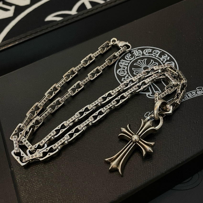Ch**me He**ts necklace-066