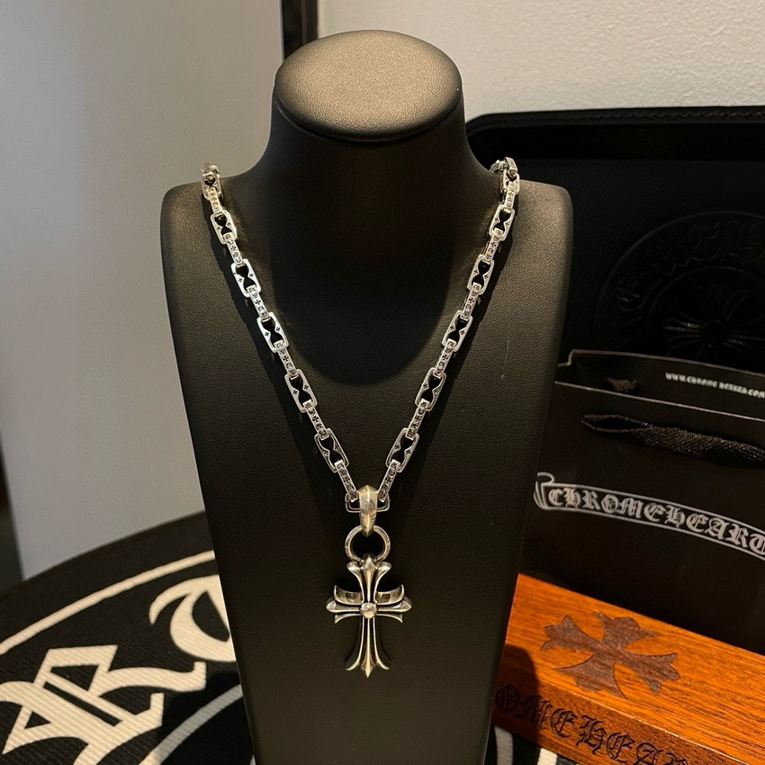 Ch*0me heart necklace-067