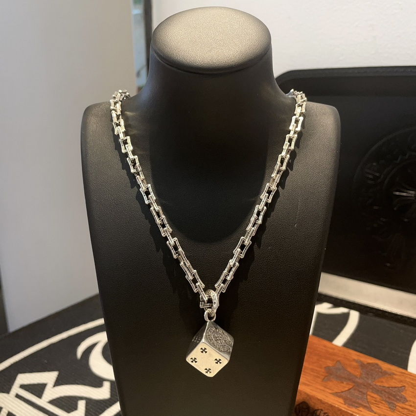 Ch*0me heart necklace-070