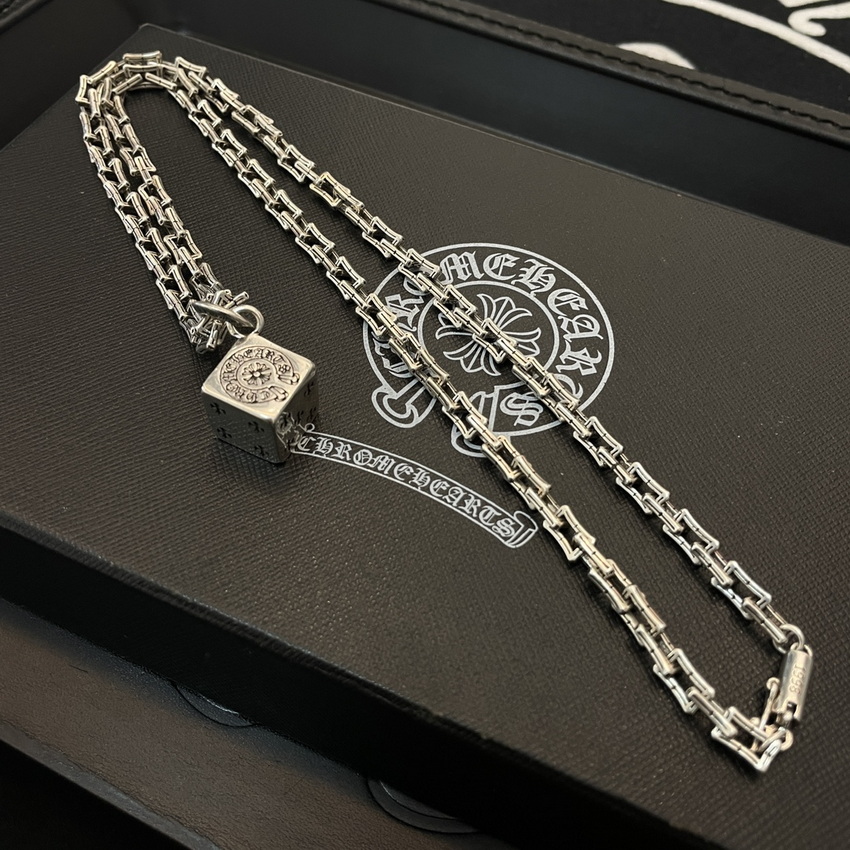 Ch*0me heart necklace-070