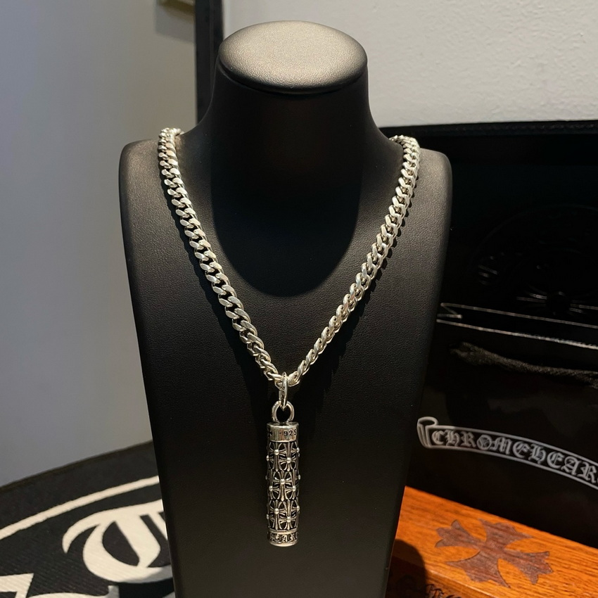 Ch**me He**ts necklace-072
