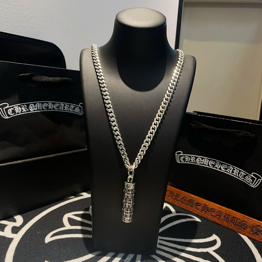 Ch**me He**ts necklace-072