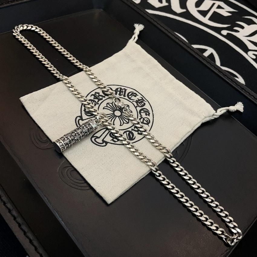Ch**me He**ts necklace-072