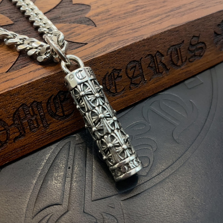 Ch**me He**ts necklace-072
