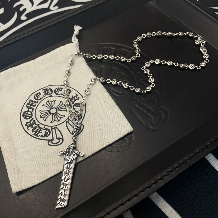 Ch**me He**ts necklace-074