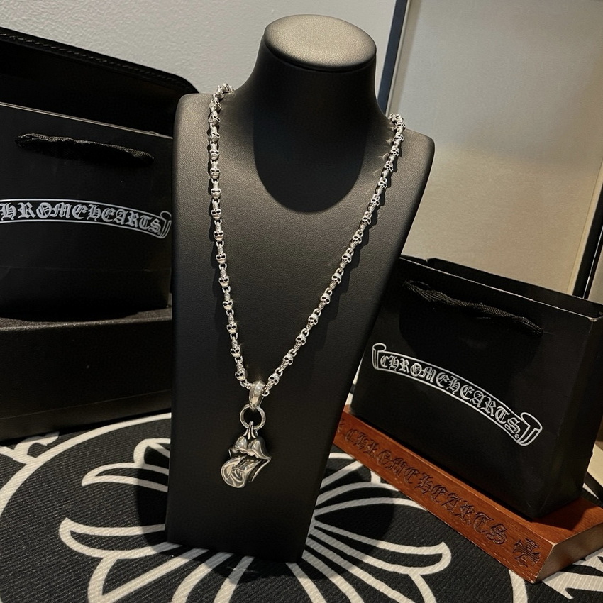 Ch**me He**ts necklace-078