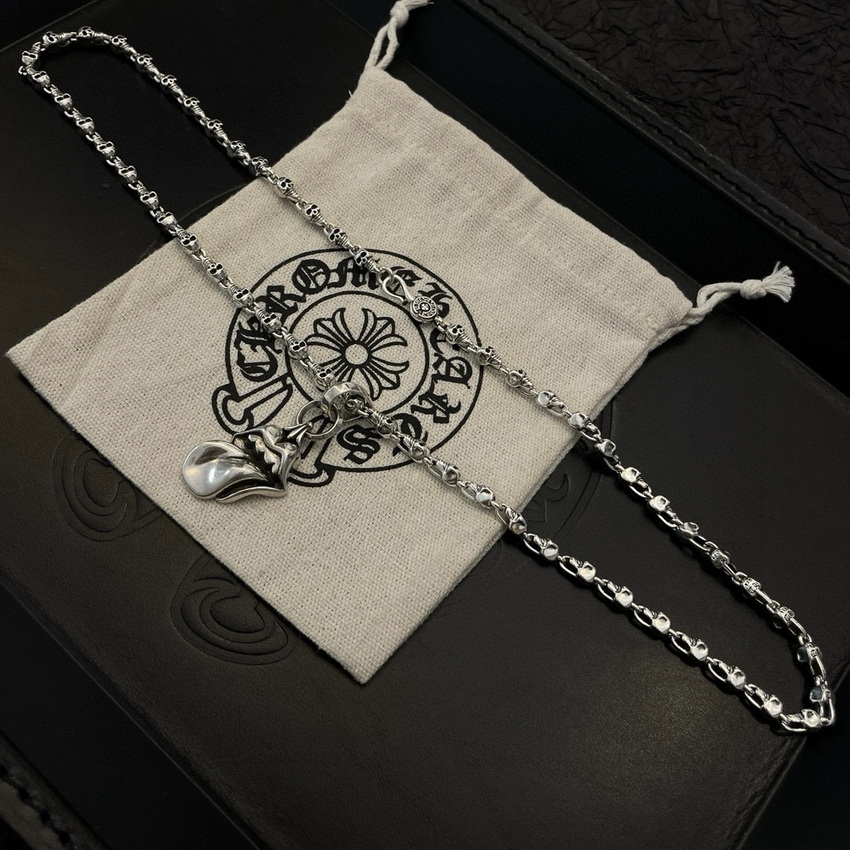 Ch**me He**ts necklace-078