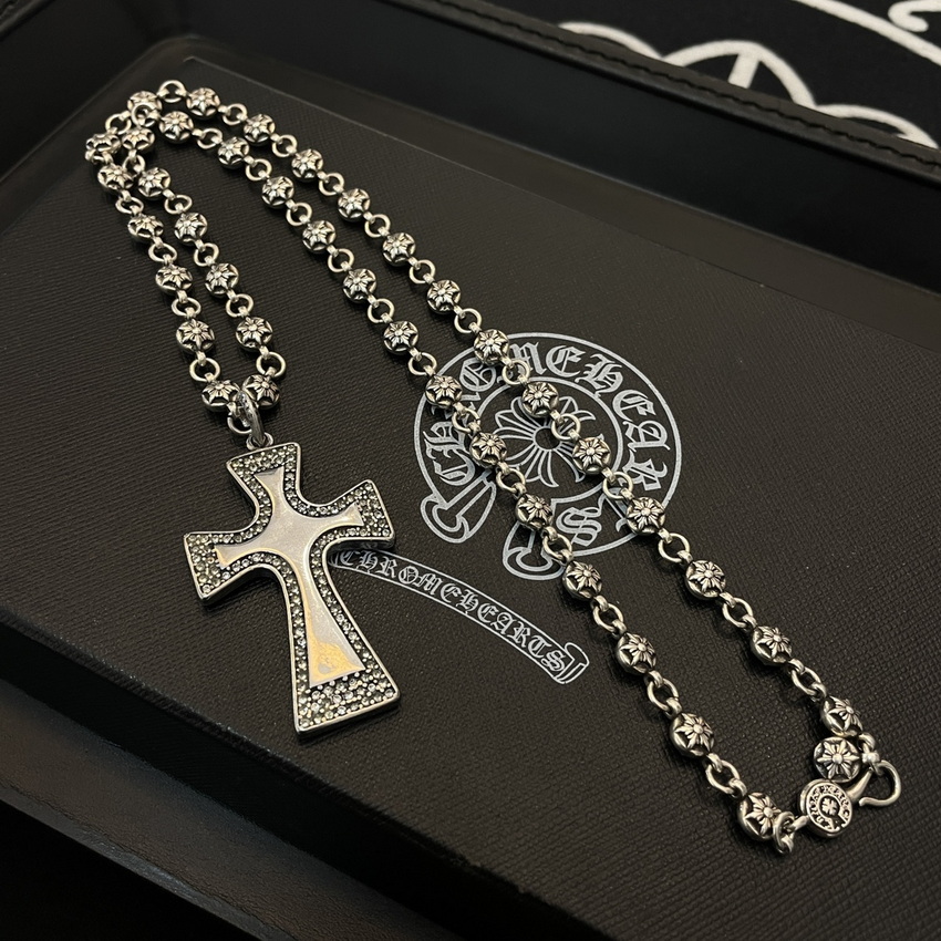 Ch**me He**ts necklace-090