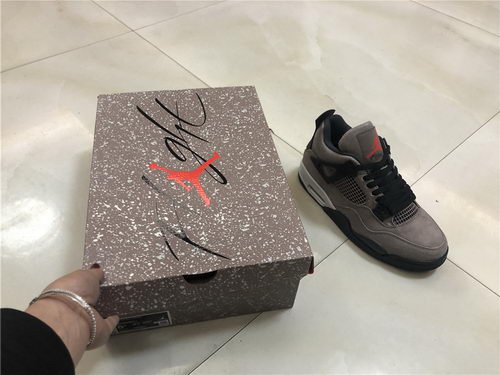 Air Jordan 4 Retro Taupe Haze
