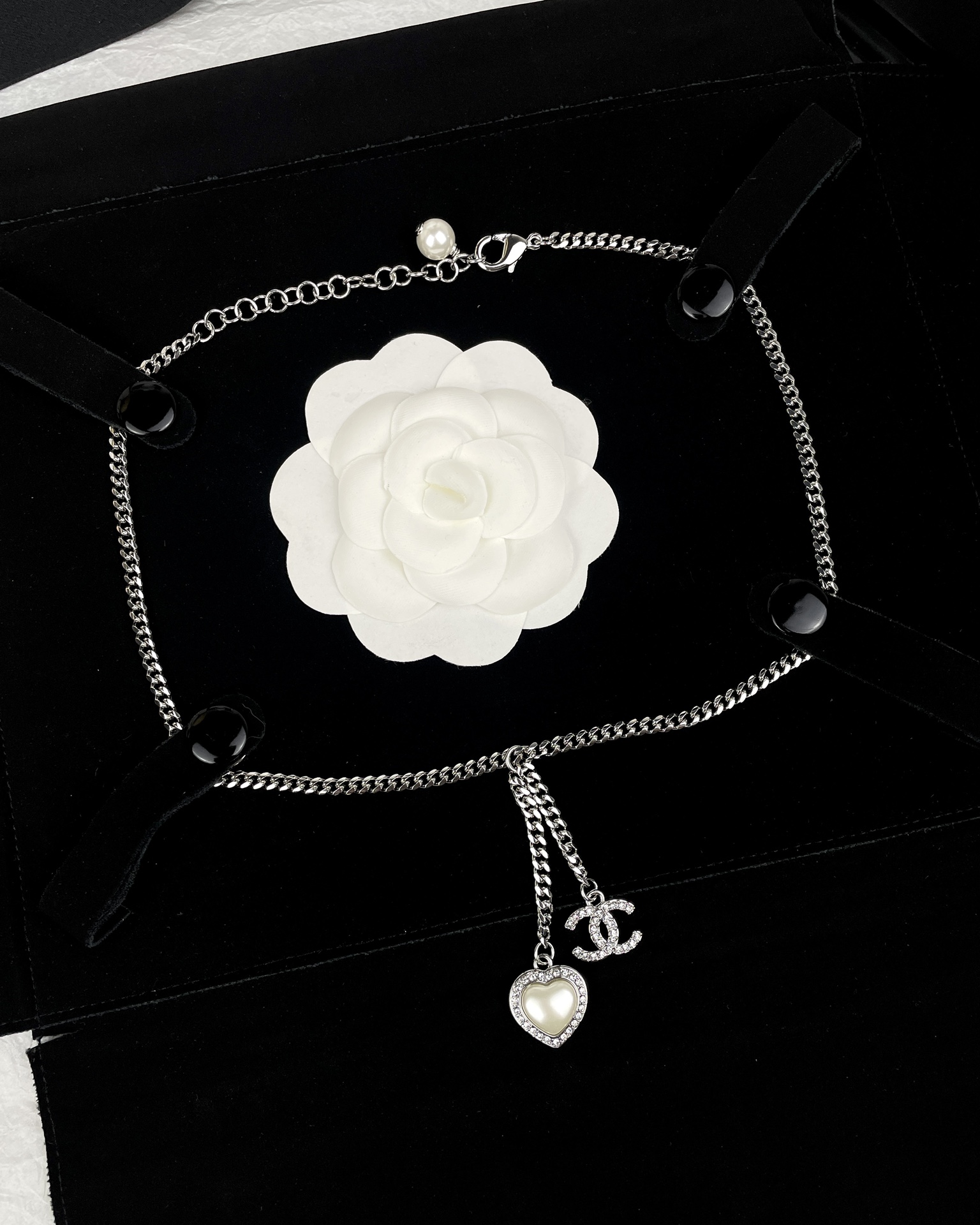 Ch*el necklace-004