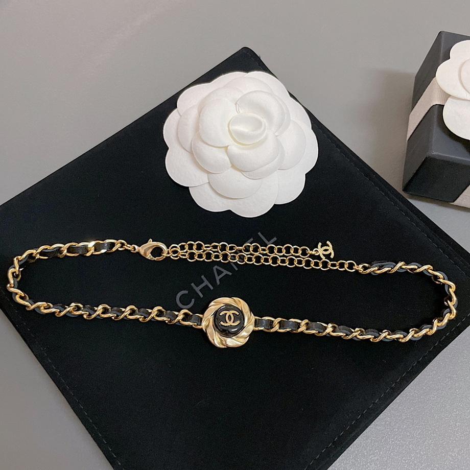 Ch*el necklace-224