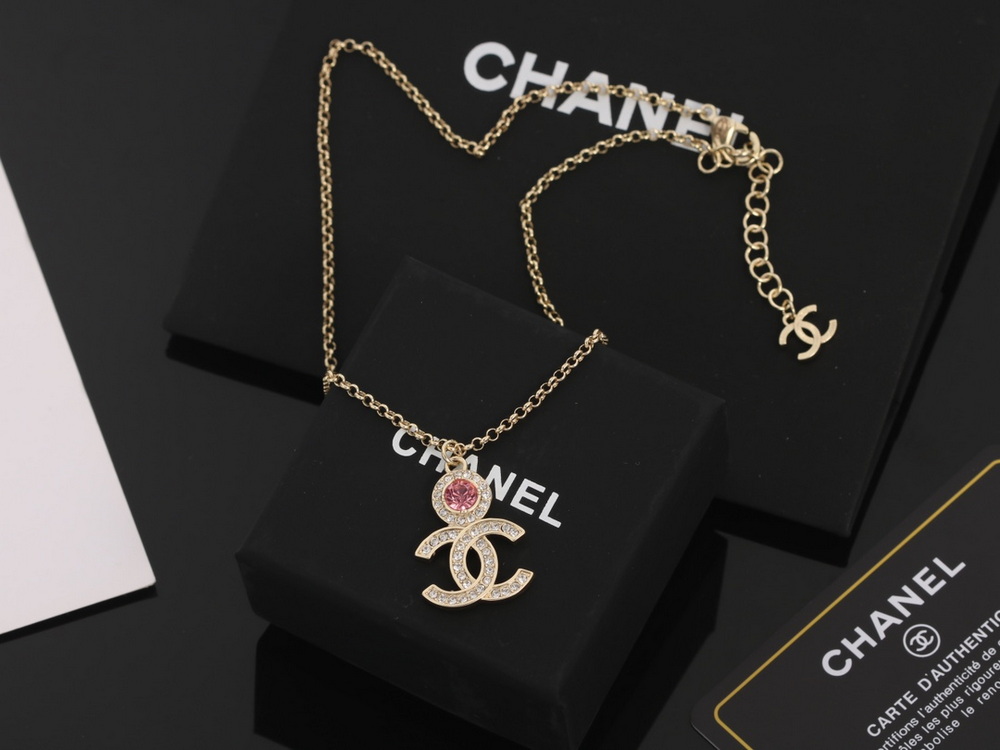Ch*el necklace-174
