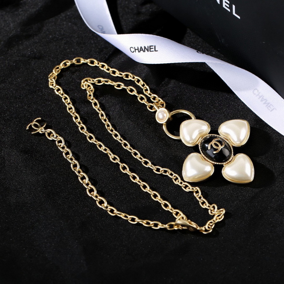 Ch*el necklace-290
