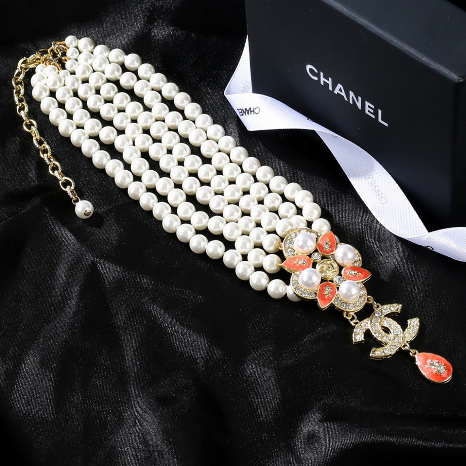Ch*el necklace-380