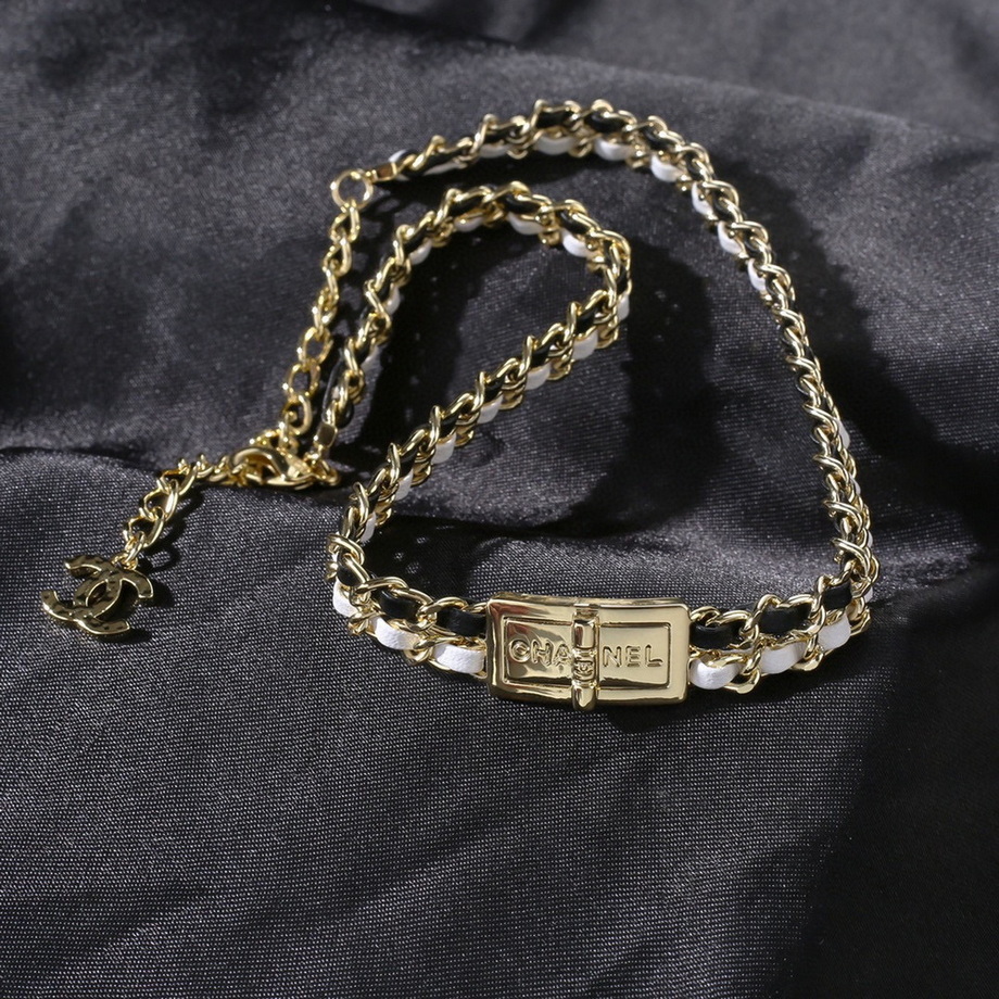 Ch*el necklace-110