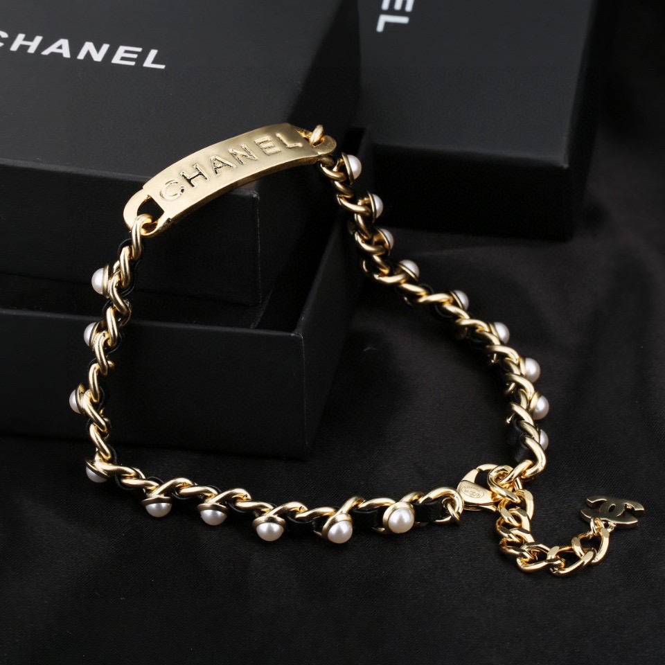 Ch*el necklace-264