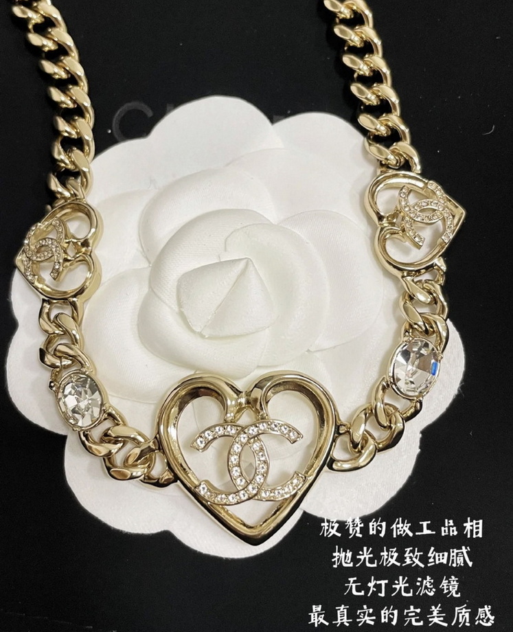 Ch*el necklace-344