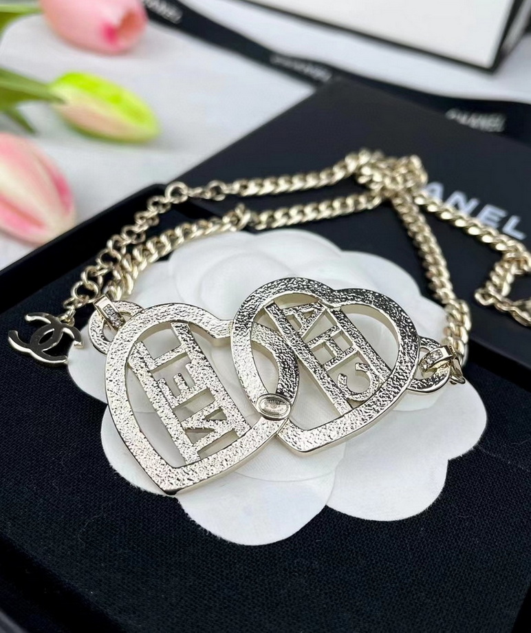 Ch*el necklace-339