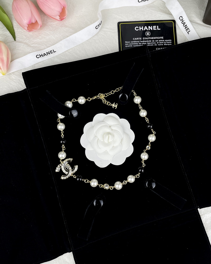 Ch*el necklace-209