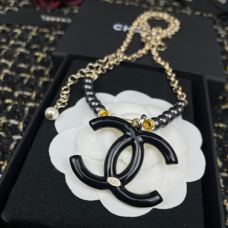 Ch*el necklace-191