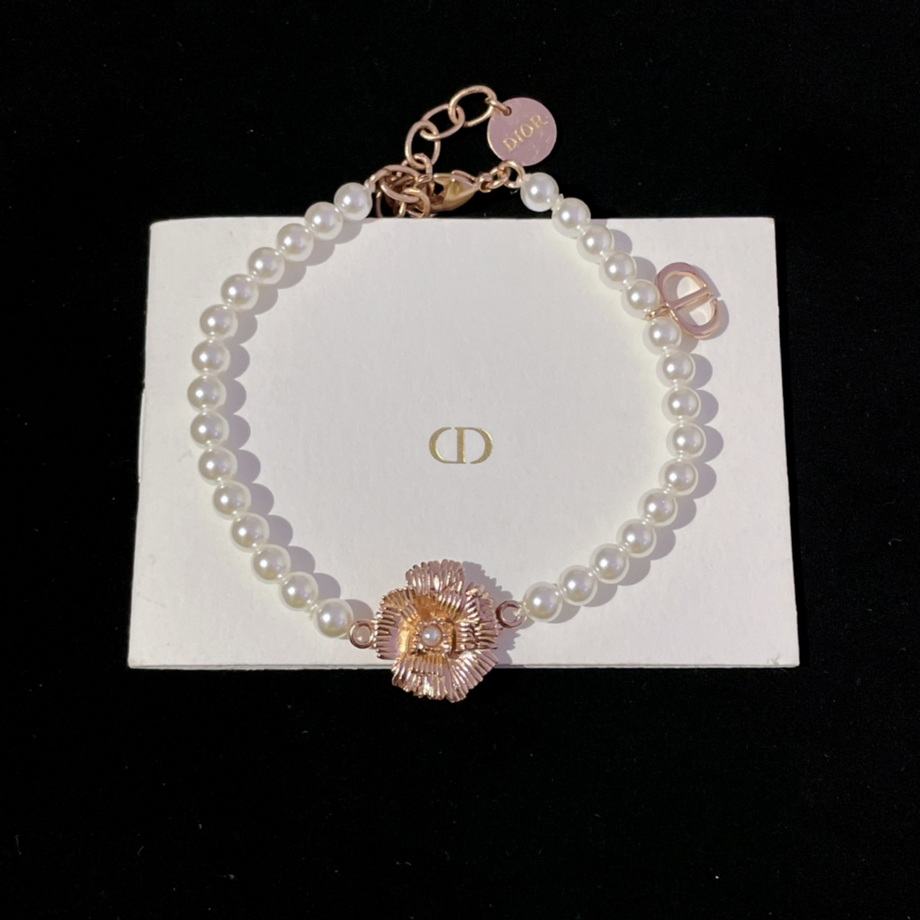 D*or necklace-037