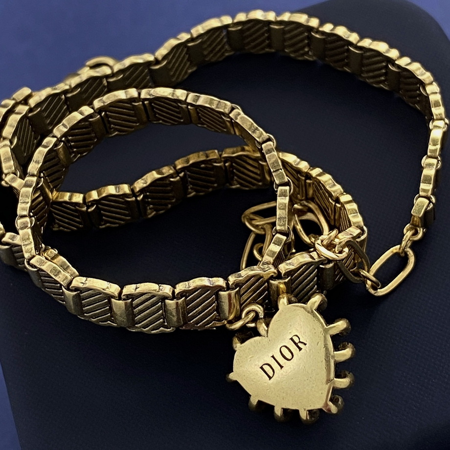 D*or necklace-078