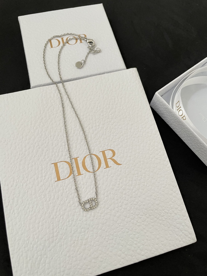 D*or necklace-068