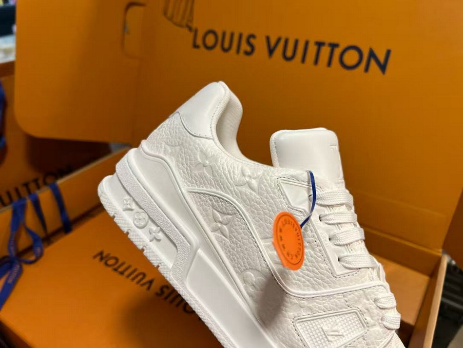 LV Shoes(AAA)-1167